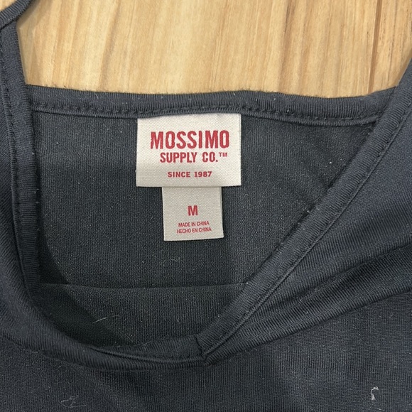 Black V neck flowy tank top - Picture 2 of 2